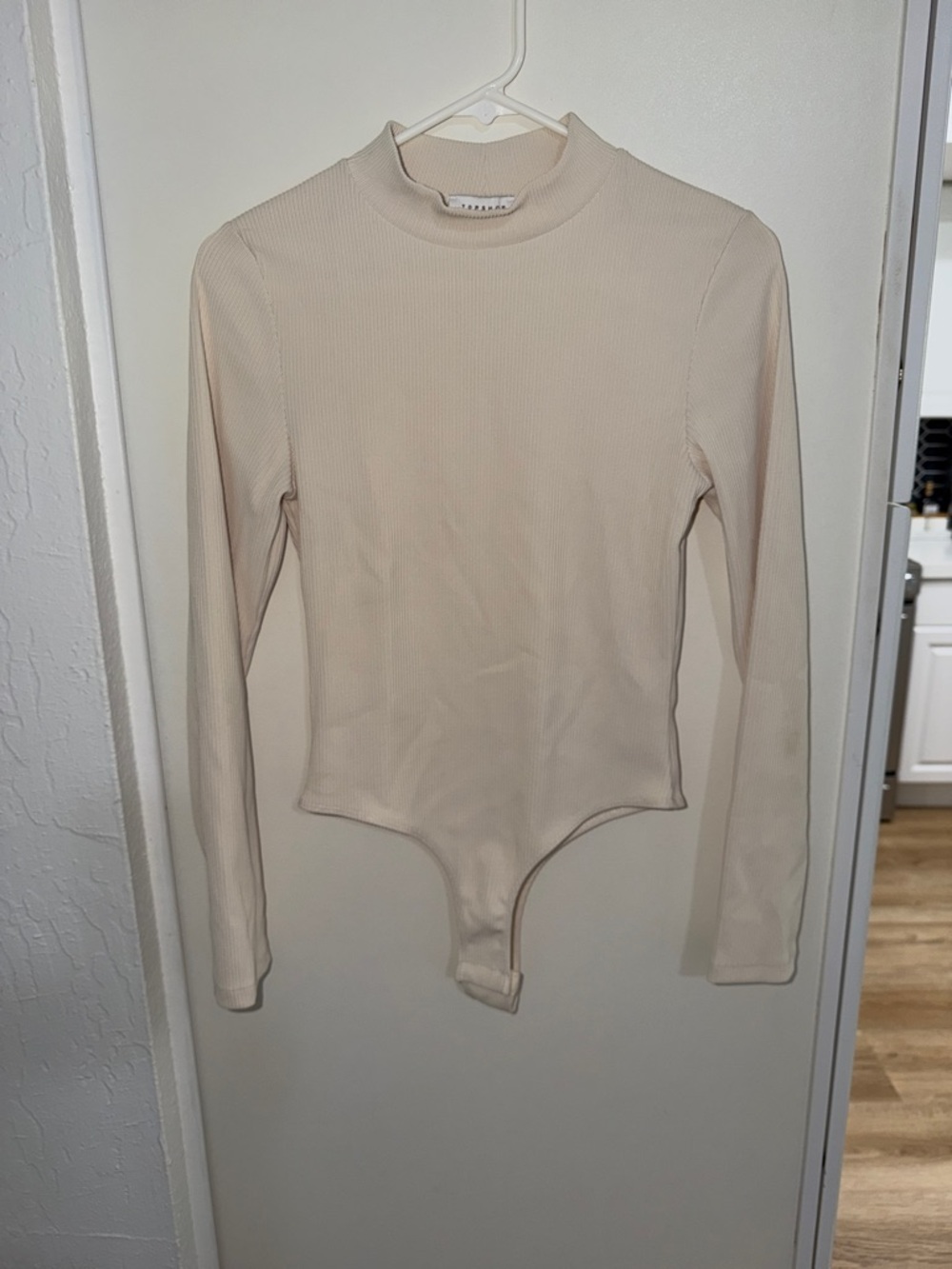 Topshop Cream Ribbed Mock Neck Bodysuit | 4-6